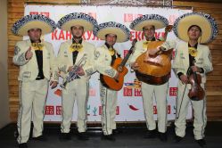 Латиноамериканский ансамбль на 8 марта 