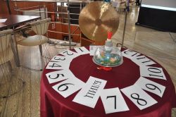 Бутафорский торт с танцовщицей внутри  на 23 февраля