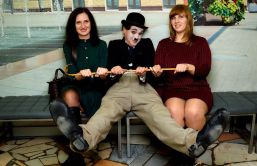 Поздравления от двойника Чарли Чаплина на 8 марта в офисе компании